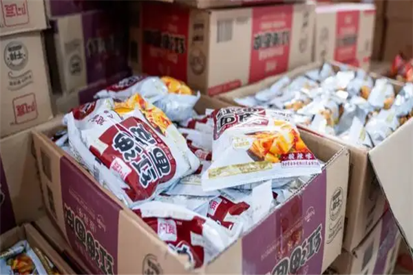 愚公移山零食仓加盟