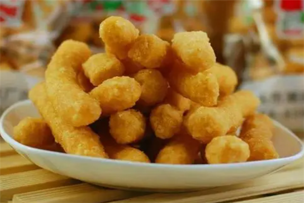 罗以萱零食店加盟