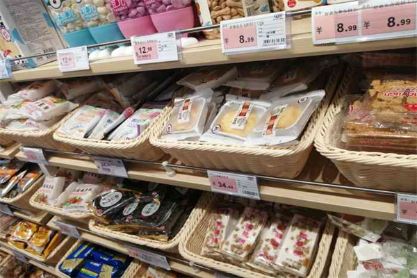 小熊仔零食铺加盟