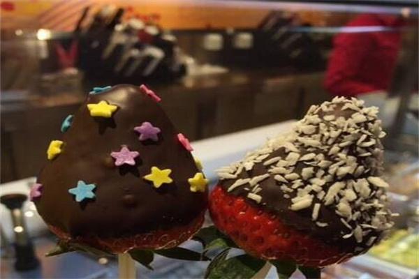Edible Arrangements爱蒂宝加盟