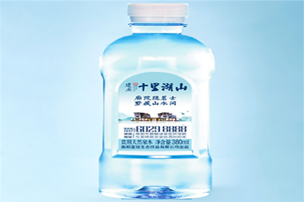 蓝冠生态饮品加盟