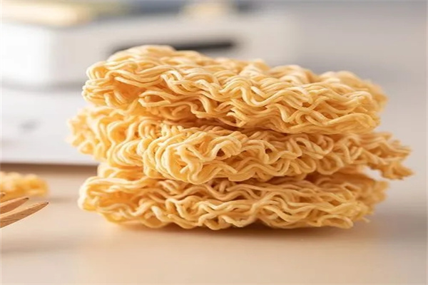 食为先零食加盟