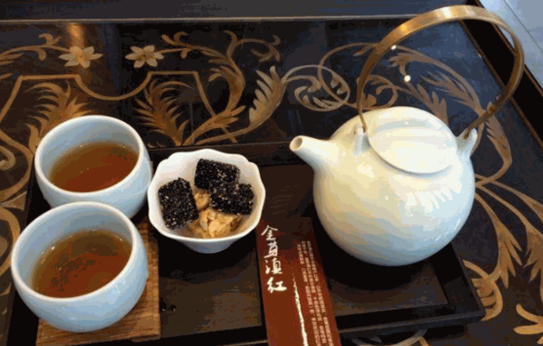 澜亭里茶