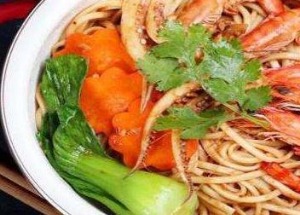 溢家鲜海鲜焖面