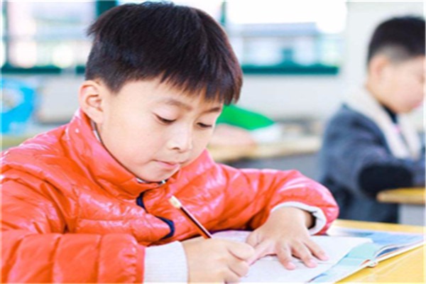 启橙学科英语培训