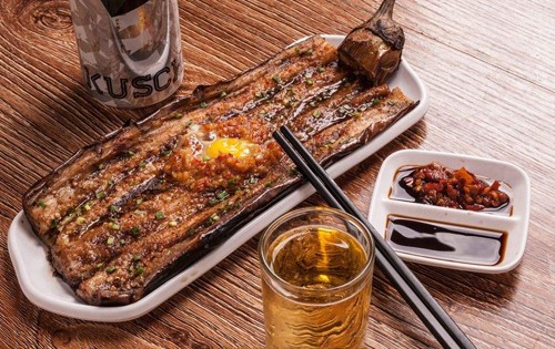 喝丢一只鞋烧烤