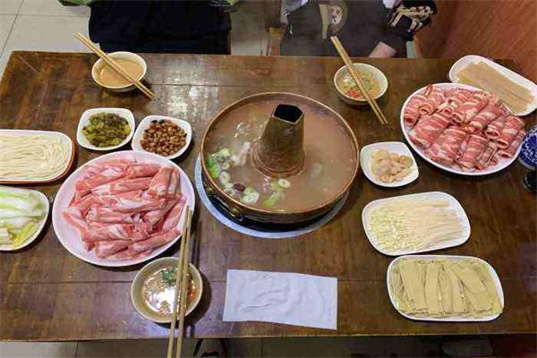 张伟铜锅涮羊肉