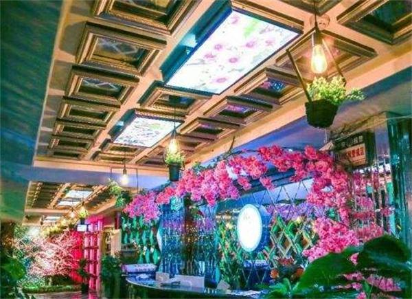 桃花里音乐餐吧