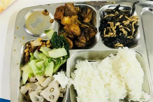 满顿快餐