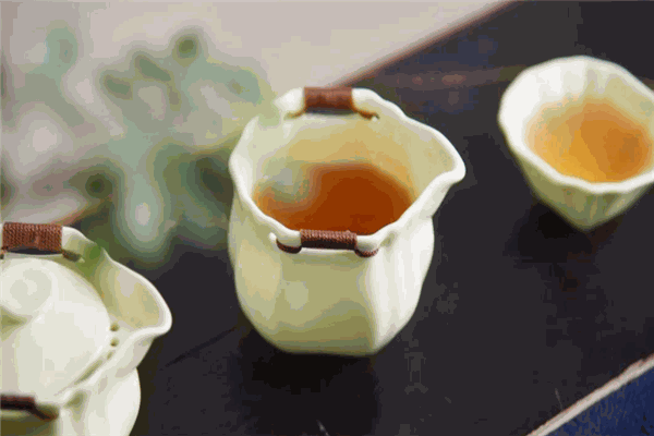 一盏茶时