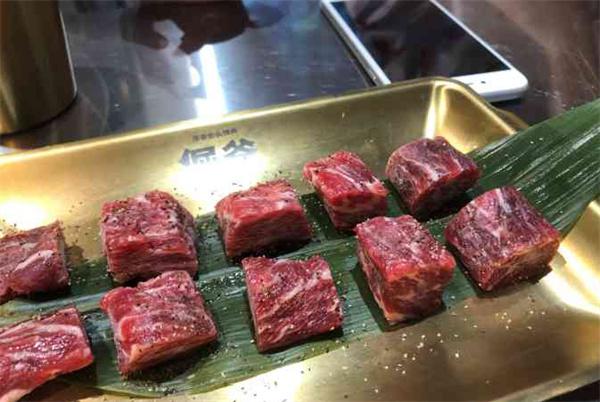 倔爷街头烤肉
