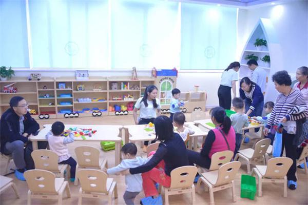 圣娜贝彼国际托育早教
