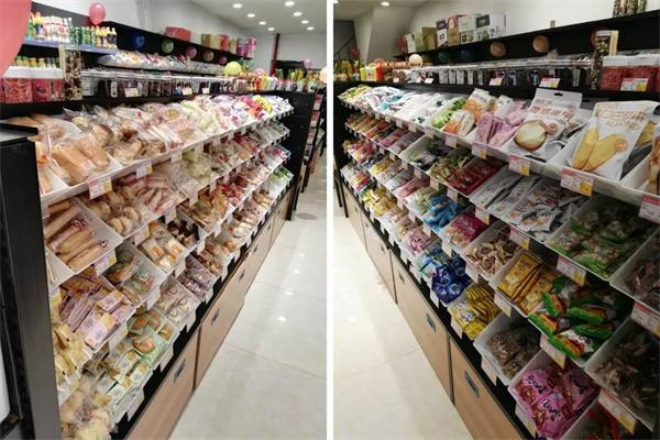 第一张嘴零食店