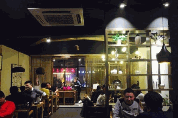 老友记烤串加盟