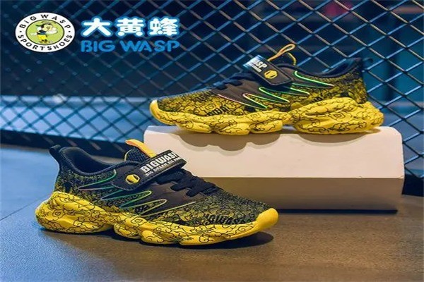 大黄蜂童鞋童装