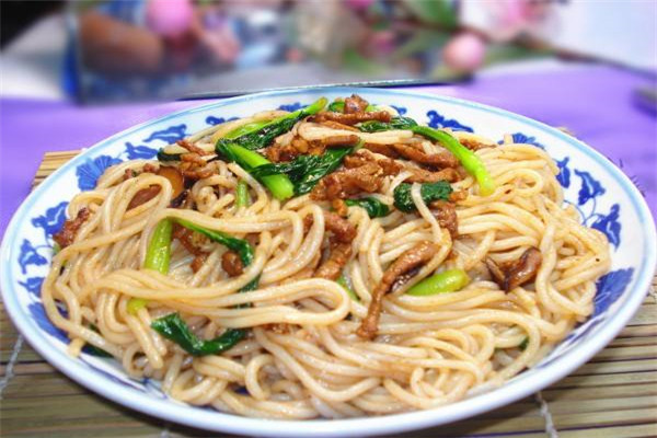 小勇炒米粉