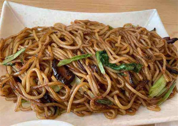 小勇炒米粉