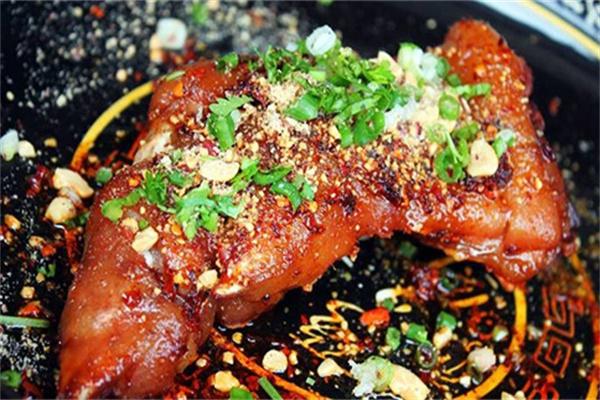 疯味串奇烤猪蹄