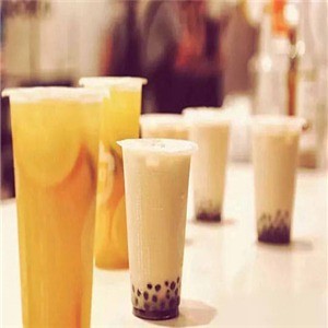 九泷澄奶茶加盟