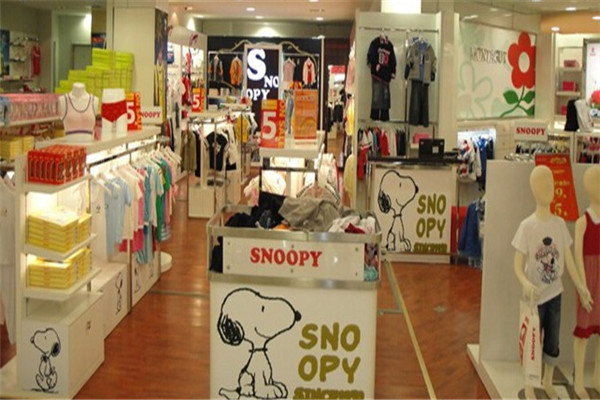 史努比童装店加盟