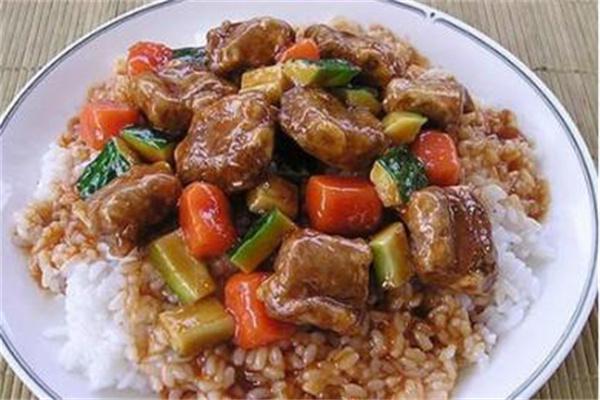 鲜骨道酱烧排骨饭
