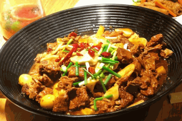 乡掌柜肉蟹煲加盟