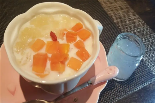 鲜炖甜品