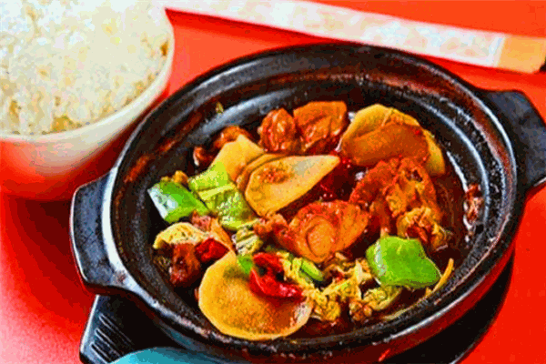 味食尚黄焖鸡米饭加盟