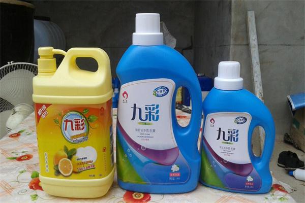 九彩洗衣液