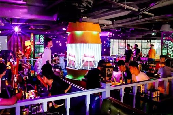 辰色酒馆加盟