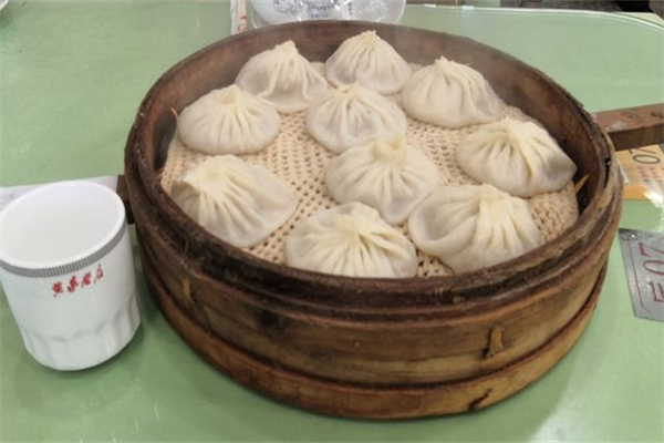 黄师傅小笼包