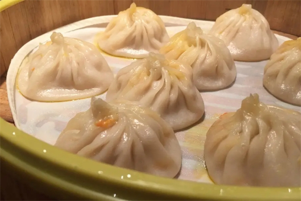 黄师傅小笼包