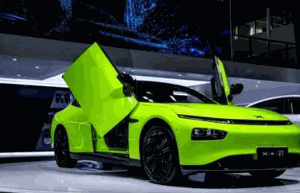 小鹏新能源汽车