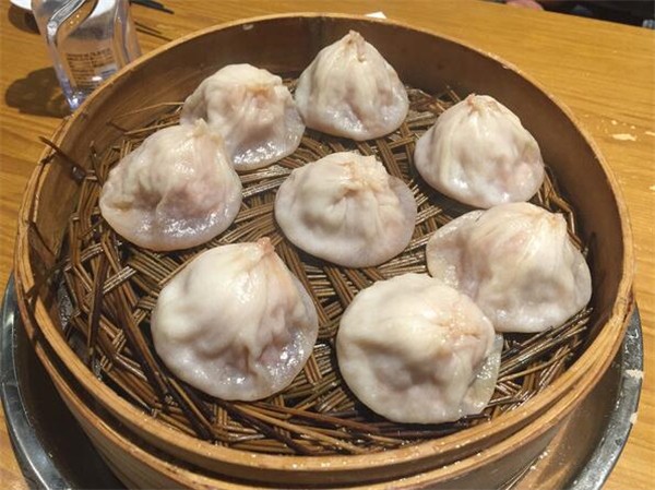 忆秦园小笼包