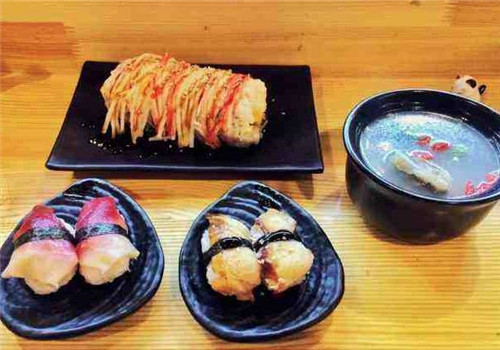 源味寿司加盟