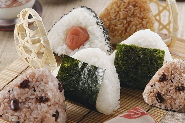 三角君紫菜饭团