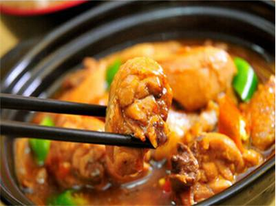 荣福居黄焖鸡米饭