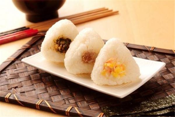 三角君紫菜饭团