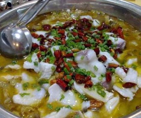 陆小蔓酸菜鱼