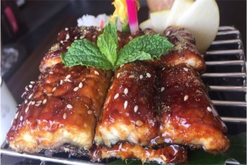 泉鲤日本料理
