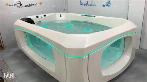 亲娃Probaby婴儿游泳馆