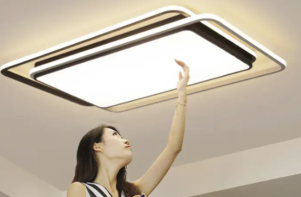 乐思灯具