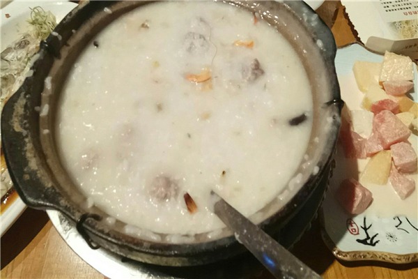 荔茵记潮汕砂锅粥加盟
