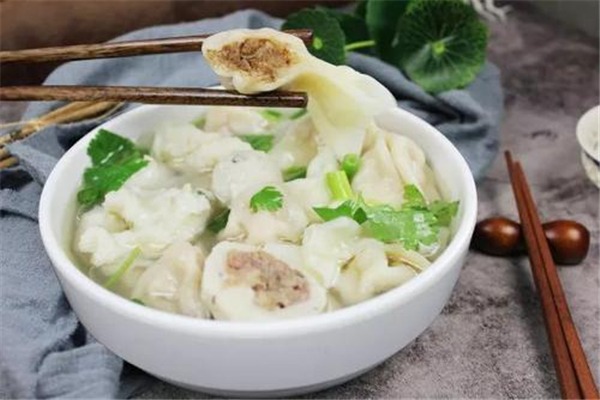 手劲鱼丸馄饨铺加盟