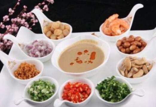 环宝自助回转火锅