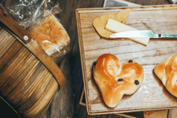 胖虎打面团