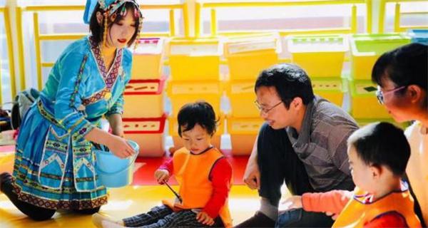 启鹿幼儿托管中心