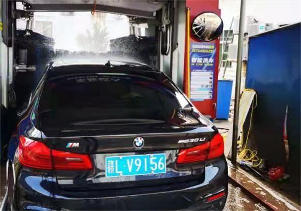 小蜗牛自助洗车