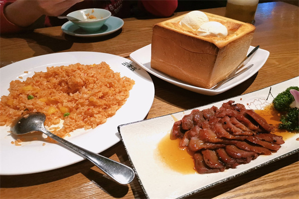 去茶茶餐厅