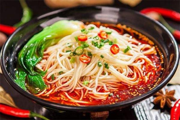 福恩辣鸡面加盟